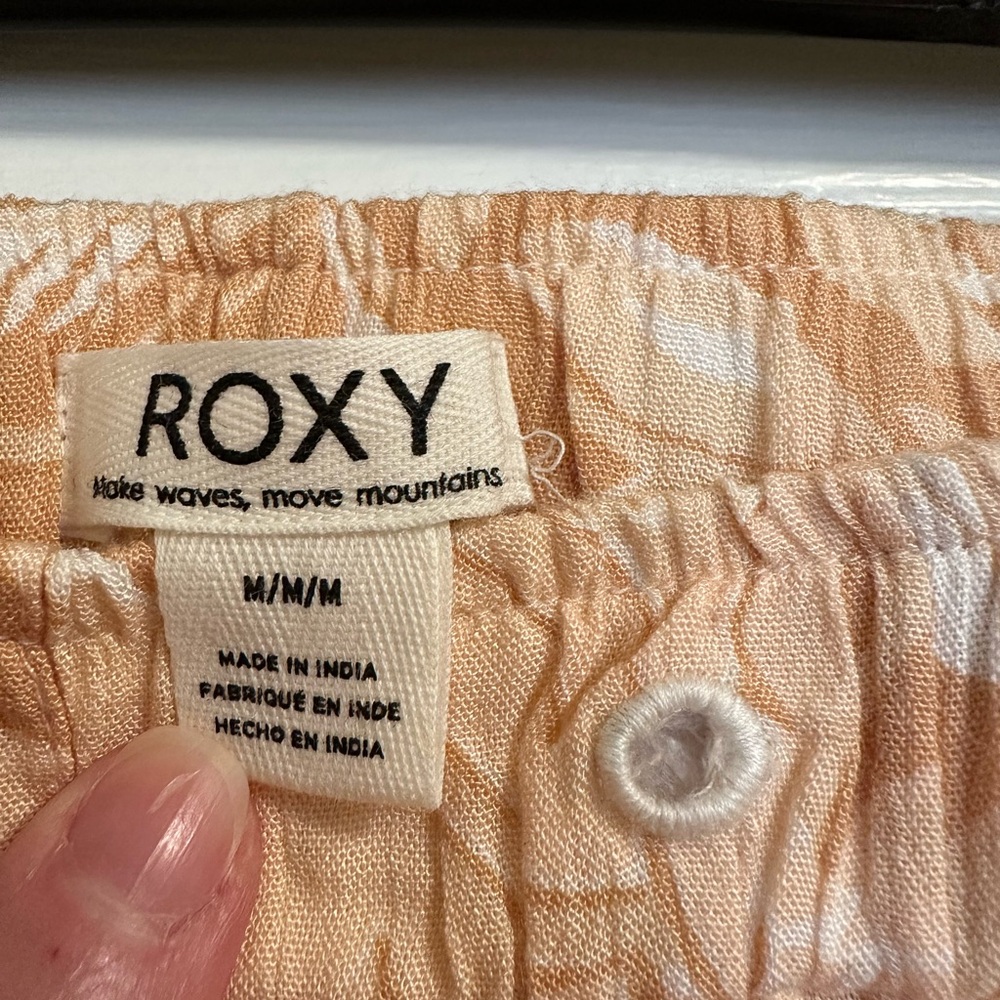 Roxy Peach And White Patterned Pants - image 5